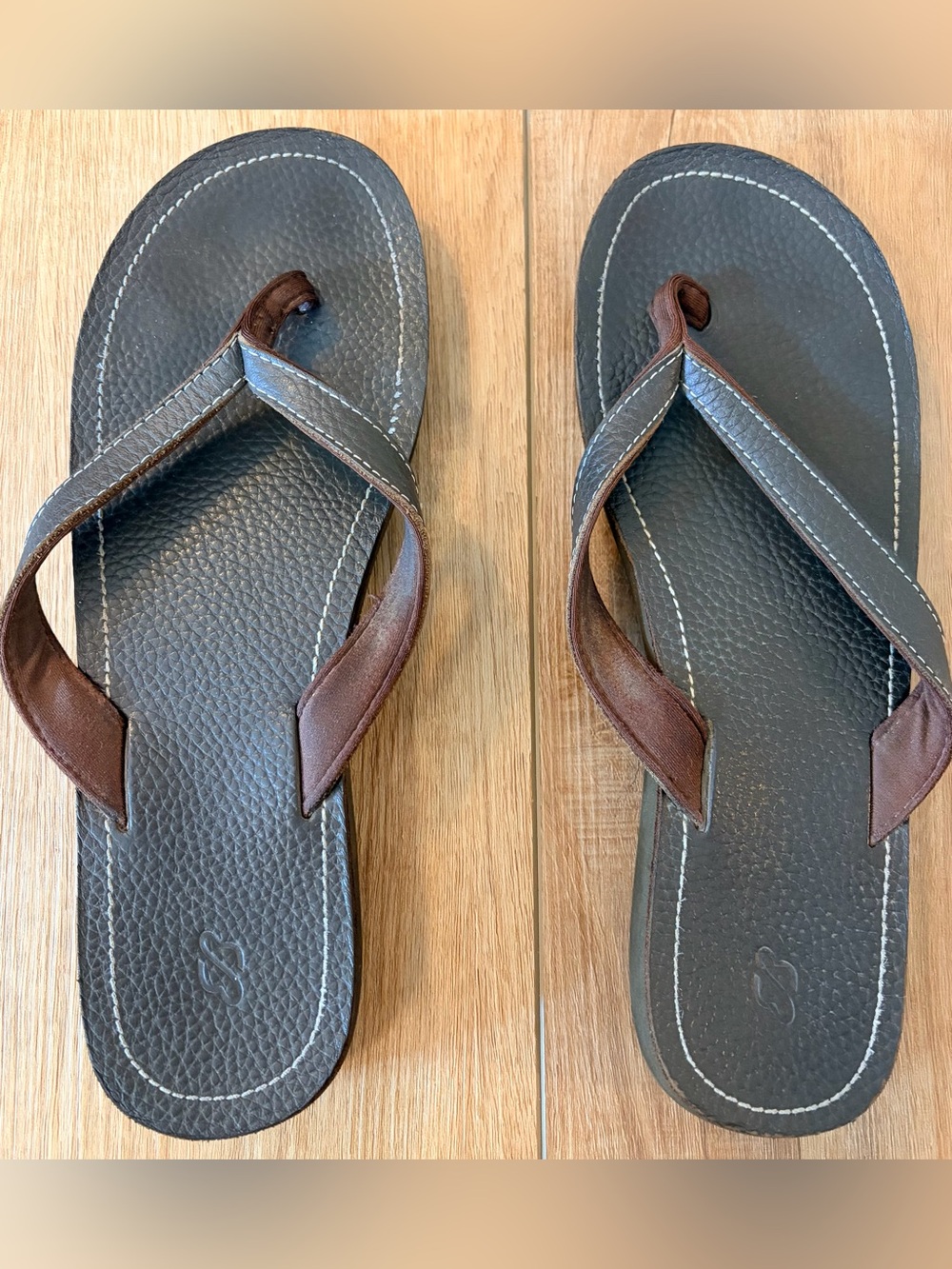 Vintage Eddie Bauer Women Leather Sandals